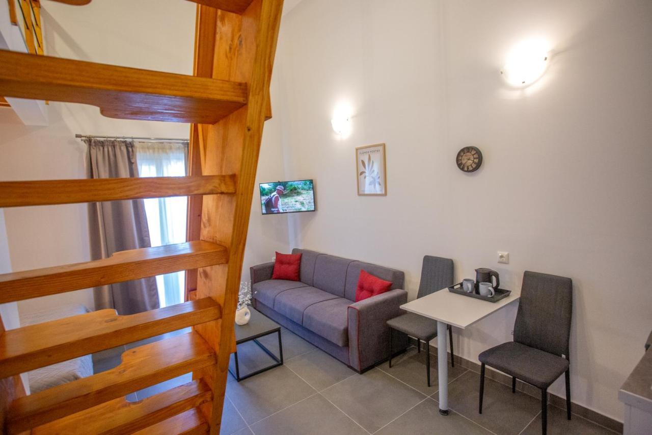 Privileged Villa Néa Péramos Dış mekan fotoğraf